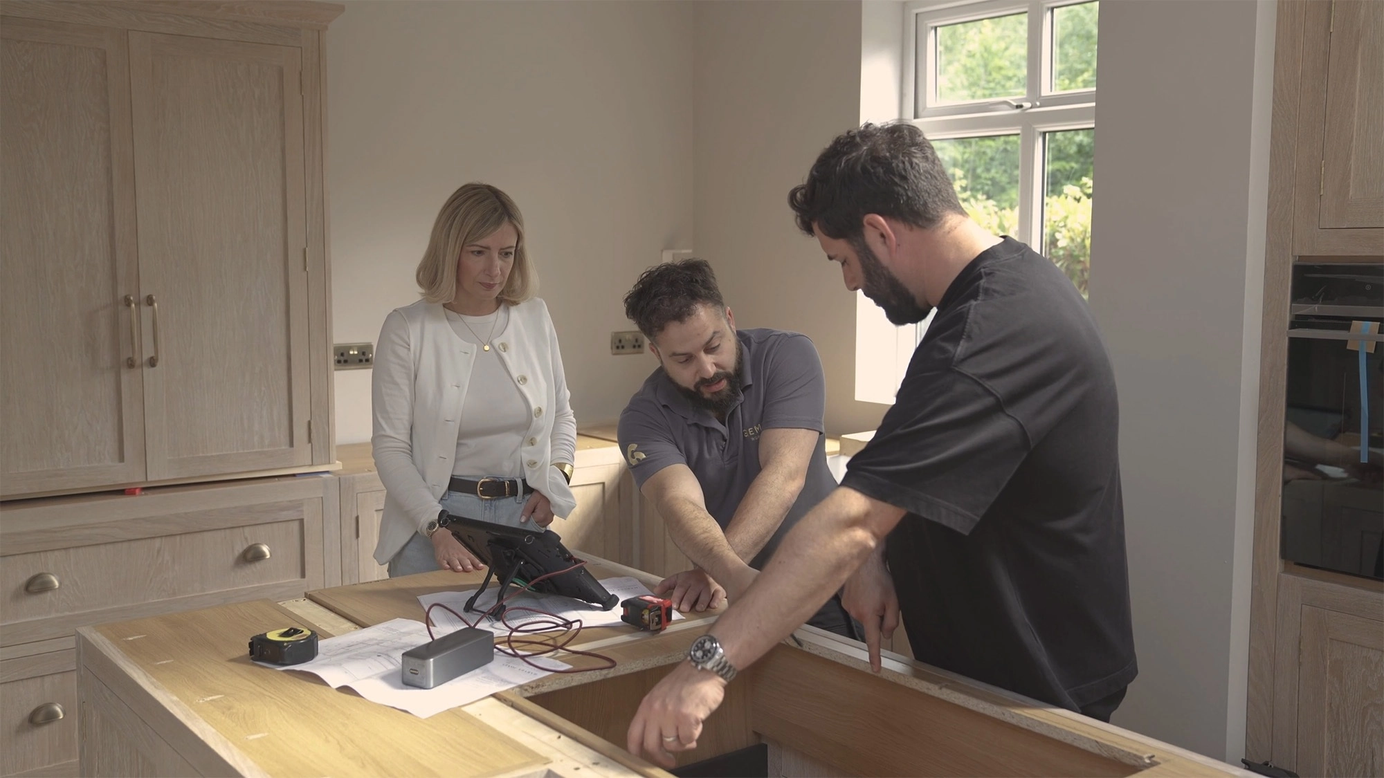 Crafting Dream Spaces: Kisonsos' Approach to Bespoke Room Transformations